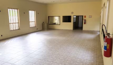 Imóvel Comercial para Venda em Guararapes, Jardim Industrial, 2 banheiros