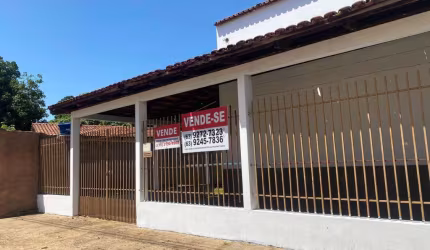 Sala Comercial para Venda em Porto Nacional, Jardim Municipal, 1 dormitório, 2 banheiros