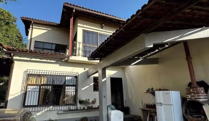 Casa para Venda em Rio de Janeiro, Freguesia (Jacarepaguá), 2 dormitórios, 1 banheiro, 3 vagas