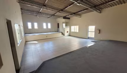 Sala Comercial para Venda em São Pedro da Aldeia, São José, 1 dormitório, 2 banheiros