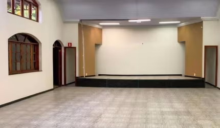 Ponto Comercial para Venda em Cataguases, Bom Pastor, 1 dormitório, 2 banheiros