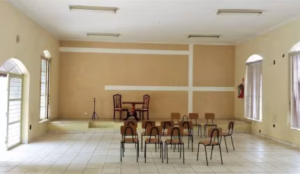Ponto Comercial para Venda em Sorocaba, Vila Primavera, 1 dormitório, 2 banheiros, 2 vagas