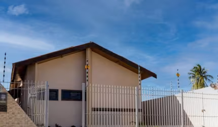 Ponto Comercial para Venda em Feira de Santana, Santa Mônica, 1 dormitório, 2 banheiros
