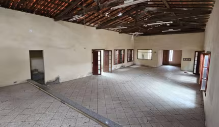 Ponto Comercial para Venda em Feira de Santana, Muchila, 1 dormitório, 2 banheiros