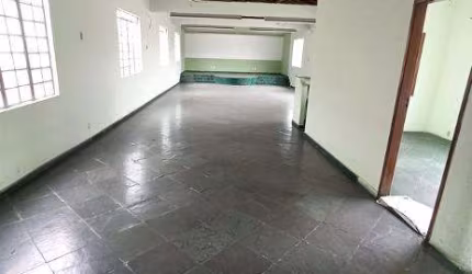 Ponto Comercial para Venda em Ribeirão das Neves, Veneza, 1 dormitório, 2 banheiros, 3 vagas