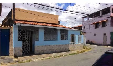 Ponto Comercial para Venda em Lauro de Freitas, Centro, 1 dormitório, 2 banheiros