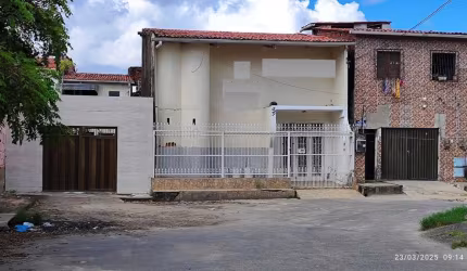 Ponto Comercial para Venda em Fortaleza, Carlito Pamplona, 2 dormitórios, 2 banheiros