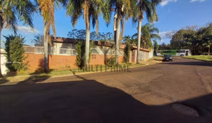 Casa para Venda em Ribeirão Preto, City Ribeirão, 3 dormitórios, 1 suíte, 2 banheiros, 2 vagas