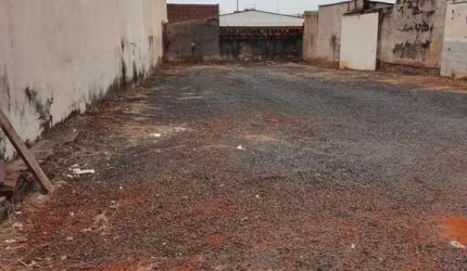 Terreno na Vila Tibério
