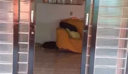 Casa para Venda em São Sebastião do Paraíso, Centro, 1 dormitório, 1 banheiro, 2 vagas