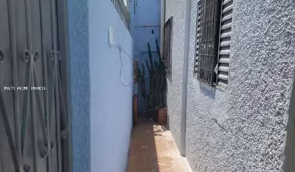 Casa para Venda em Ribeirão Preto, Sumarezinho, 2 dormitórios, 1 banheiro