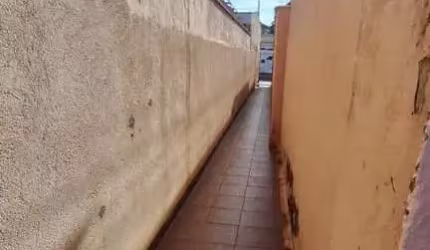 Casa para Locação em Ribeirão Preto, Vila Tibério, 2 dormitórios, 1 banheiro