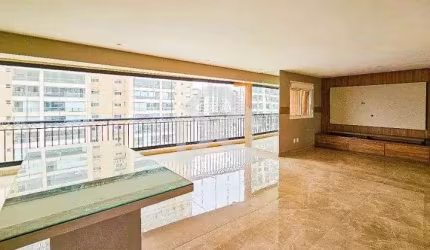 Apartamento à venda na Mooca.