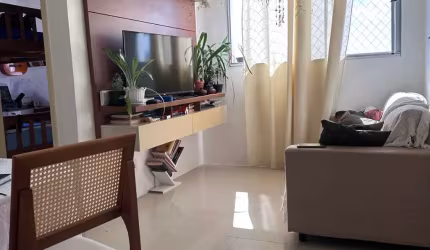 Apartamento 2 Quartos em Sussuarana - Suite - Reformado - Armários