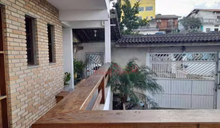 EXCELENTE LOCALIZAÇÃO- Casa com 3 dormitórios à venda, 345 m² por R$ 1.800.000 - Centro - Arujá/SP