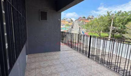 Casa Assobradada com 3 dormitórios para alugar, 80 m² por R$ 2.500/mês - Centro - Arujá/SP