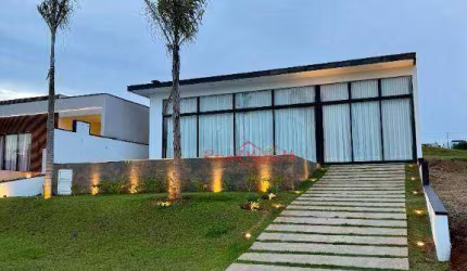Casa com 3 dormitórios, 170 m² - venda por R$ 1.380.000 ou aluguel por R$ 7.700/mês - Riviera de Santa Cristina XIII - Paranapanema/SP