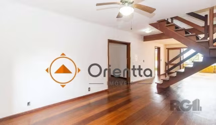 Casa para Venda - 224m², 3 dormitórios, sendo 1 suites, 3 vagas - Santana