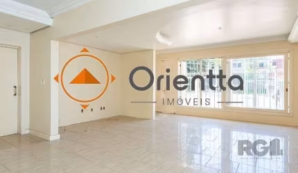 Casa 3 dormitórios para alugar Passo da Areia Porto Alegre/RS