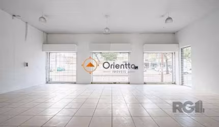 Imobiliária Orientta ALUGA Loja Comercial com 250m²