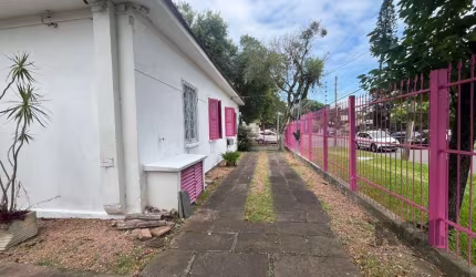 Terreno de Esquina com 776M Rua Dr Barcelos