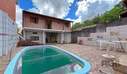 Casa com 3 dormitórios no bairro Vila Jardim