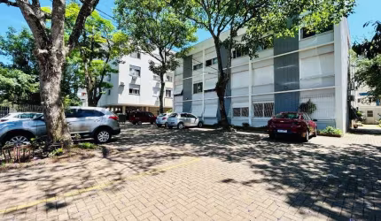 APARTAMENTO GARDEN 3 DORMITÓRIOS COM VAGA DE GARAGEM NO MENINO DEUS