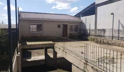 Casa 2 dormitórios à venda Glória Porto Alegre/RS