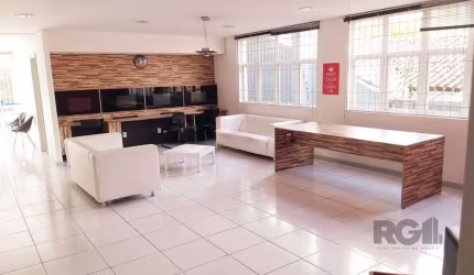 Casa comercial com 12 dormitórios no bairro Teresópolis
