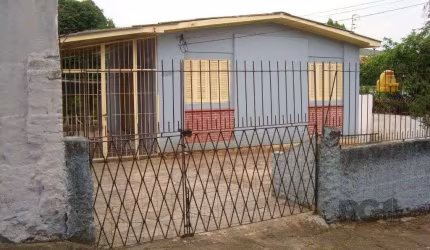 Casa 2 dormitórios à venda Teresópolis Porto Alegre/RS