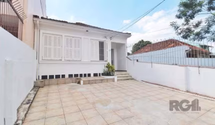 Casa 3 dormitórios à venda Teresópolis Porto Alegre/RS