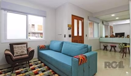Casa 129m² - 3 dormitórios, 2 vagas no bairro Hípica
