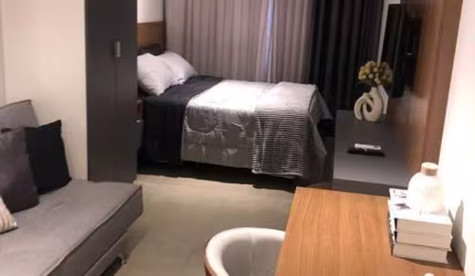 Loft há meia quadra da Santa Casa