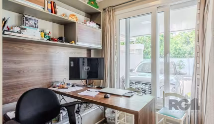 Casa para Venda - 102m², 3 dormitórios, sendo 1 suites, 2 vagas - Aberta dos Mor