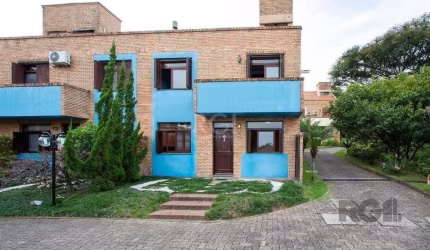 Casa Condominio para Venda - 170m², 3 dormitórios, sendo 1 suites, 2 vagas - Cav