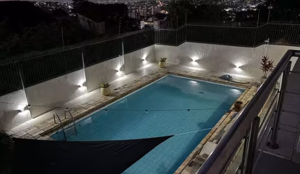 Casa 3 dormitórios em Teresópolis