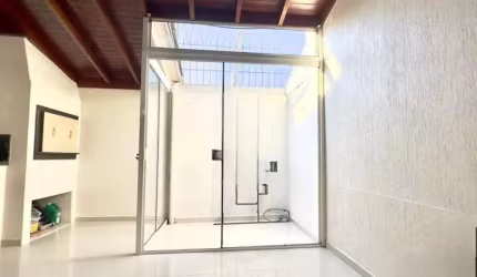 Casa em condominio , 2 dorm, 1 vaga, bairro Sarandi, condomínio Acapulco.