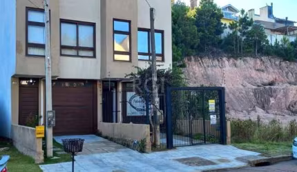 Sobrado no bairro Aberta dos Morros