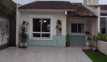 Casa em condomínio no bairro Hípica