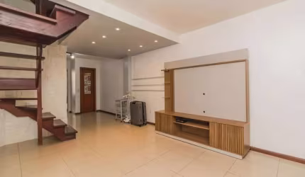Casa em Condomínio de 3 dormitórios, no Bairro Ipanema