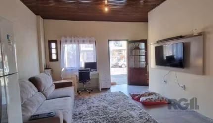 Casa com 3 dormitórios no bairro Sarandi