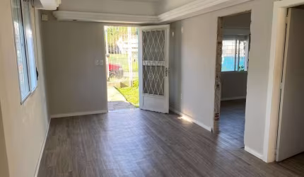 Casa de 2 dormitórios no bairro Santa Tereza