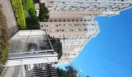 Apartamento de 2 quartos, suíte e 1 vaga de garagem no bairro Jardim Carvalho