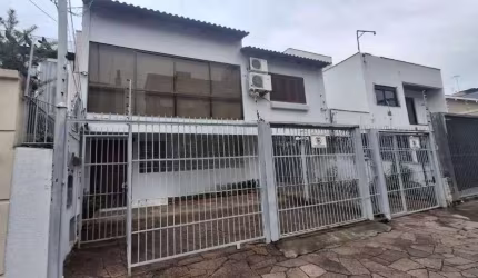 Casa com 4 dormitórios no Bairro Higienópolis