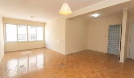 Vende-se apartamento com 3 quartos, 1 suíte, 2 vagas e 116m² - Moinhos de Vento