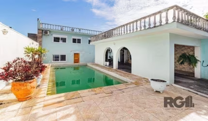 Casa 4 dormitórios à venda Chácara das Pedras Porto Alegre/RS