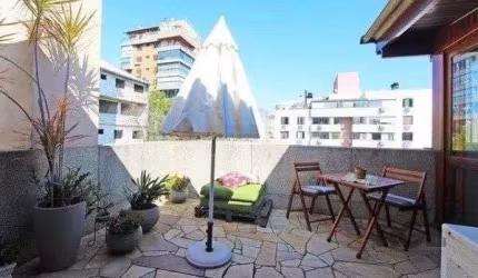 Vende-se bela cobertura 3 quartos com suíte, 2 vagas, dependencia completa em pr