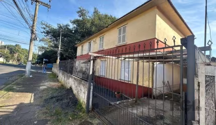 Vende-se casa 2 dormitórios 2 vagas de garagem com casa nos fundos - 145m² - Pas