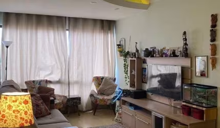 Apartamento no Partenon de 3 dormitórios e vaga