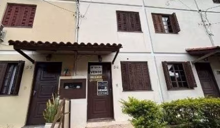 Casa Condominio em Porto Alegre, no bairro Vila Nova, com 3 dormitório(s), à ven